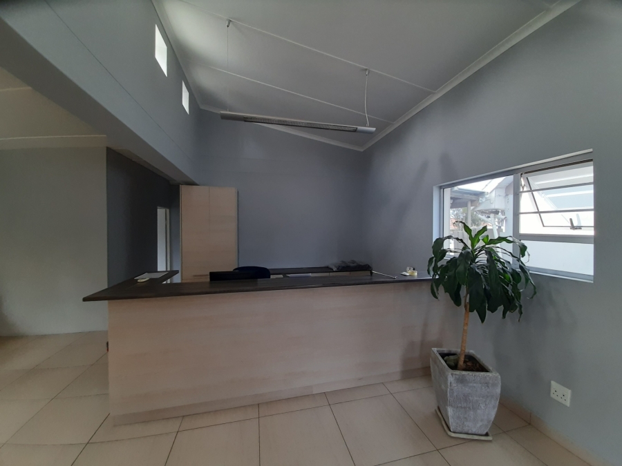 To Let commercial Property for Rent in Beacon Bay Eastern Cape